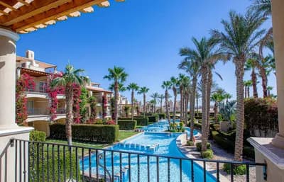A Private Hideaway by the Sea – Elegant 1BDR Penthouse in البحر الأحمر, سهل حشيش - 5,178,222 EGP