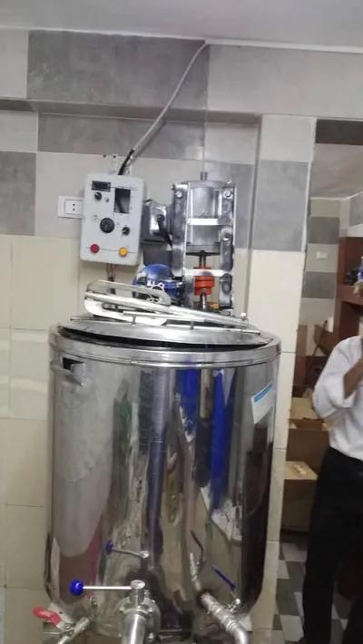 تانك دبل جاكت ماسح جدار in Sohag, Markaz Sohag - 110,000 EGP