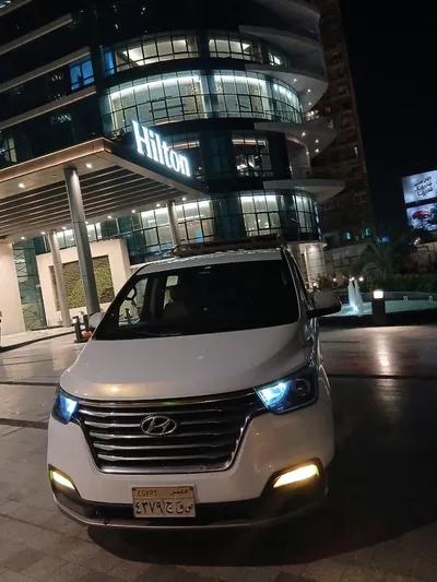 ايجار هيوانداي H1 سفر وحالاات in Cairo, Masr El Gedida - Heliopolis - 1,200 EGP