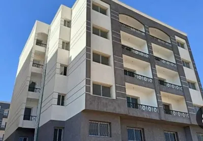 محتاج شقه ايجار قديم in الجيزة, الهرم - 100,000 EGP