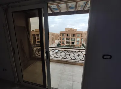 شقه متشطبه للبيع بكمبوند الخمائل المرحله الثالثه بالشيخ زايد  in  الشيخ زايد,  كمبوند الشيخ زايد,  مدينة الخمائل - 4,100,000 EGP