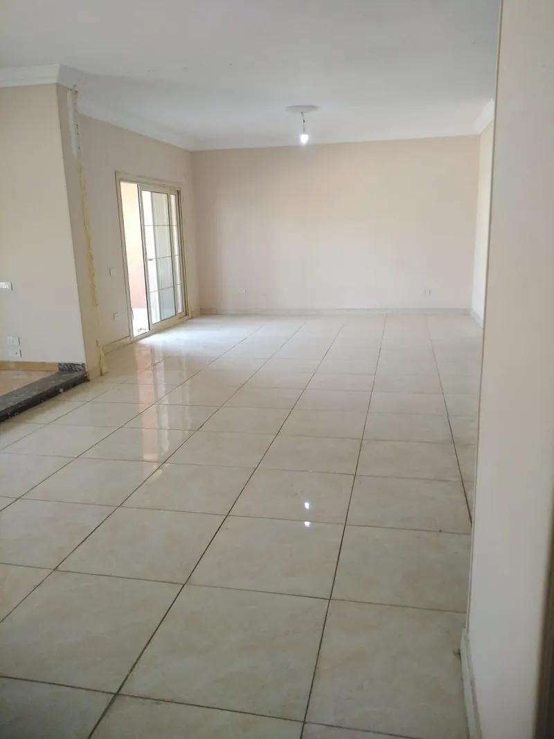 شقة للبيع في الشطر الثامن زهراء المعادي