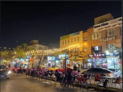محل للبيع في أقوي لوكيشن في مول المعز الشيخ زايد  in  الشيخ زايد,  الحي الثاني عشر - 5,700,000 EGP